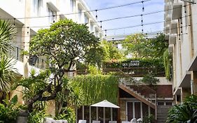 Crystalkuta Hotel - Bali